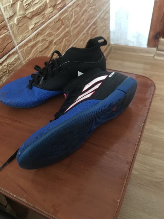 Бампи adidas Bust