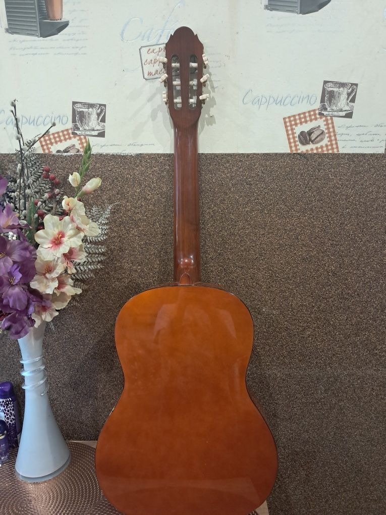 Gitara akustyczna