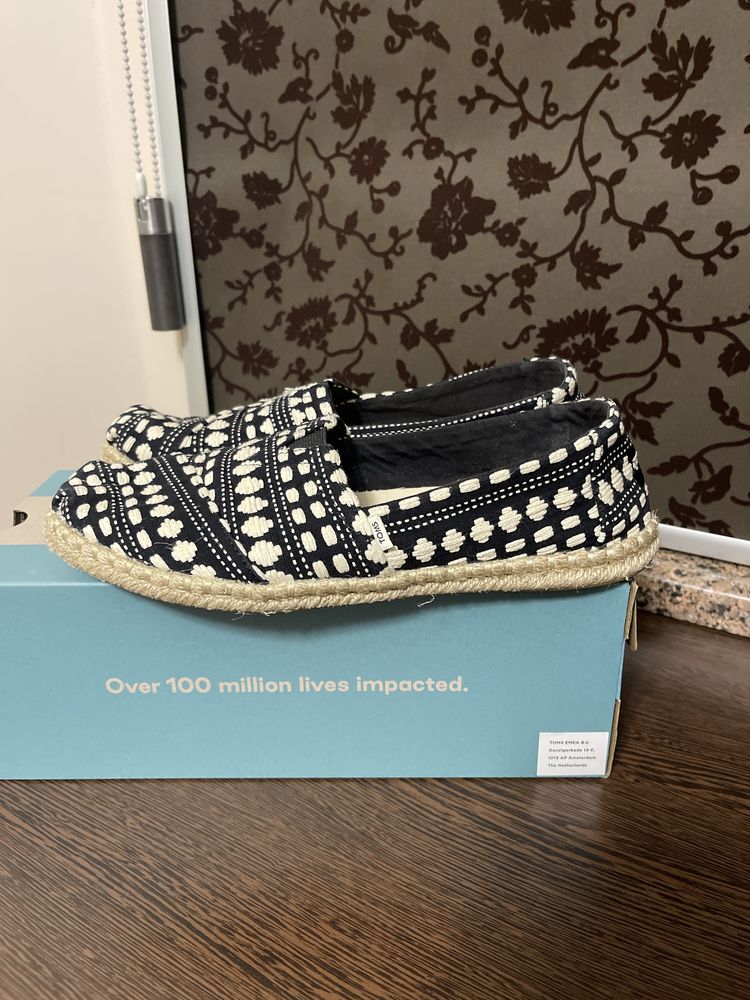 Еспадрилі TOMS (USA)