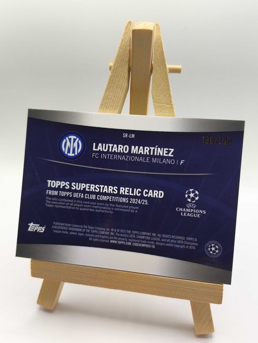 Karta Topps 24/25 Relic Neon Lautaro Martínez Inter Mediolan Koszulka