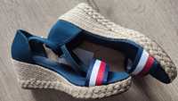 Buty na koturnie espadryle Tommy Hilfiger niski koturn nowe metka 39