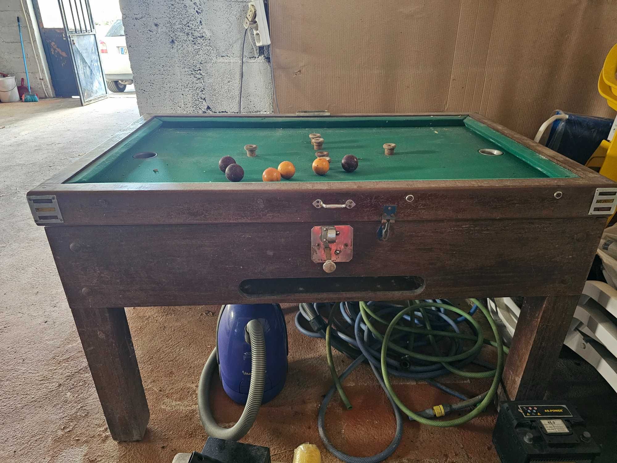 Mesa de jogo para restauro
