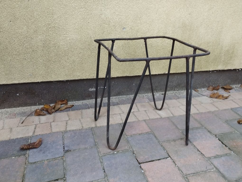 Taboret stołek Wołkowski, meble PRL, loft, industrial