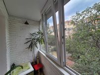 Продається 2-кімнатна квартира на Сонячному