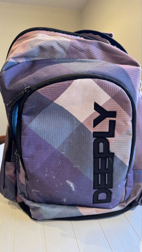 Mochila multicolor da Deeply