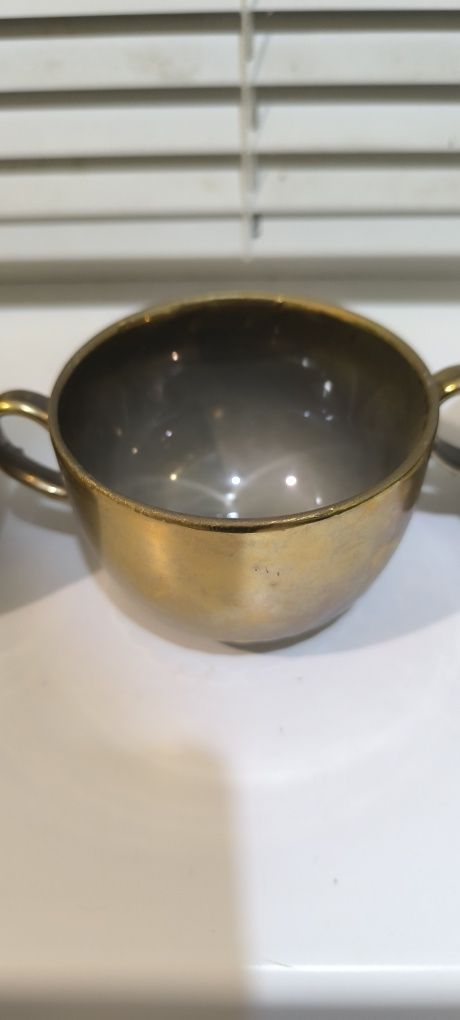 Продам чашки и стаканы