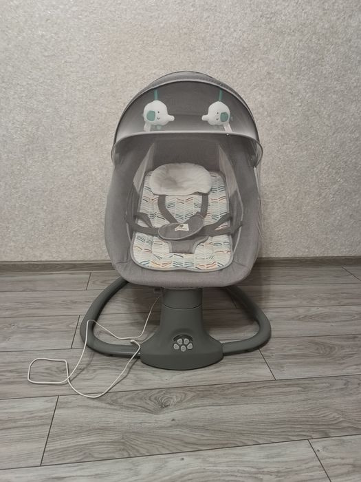 Заколисувальний  дитячий шезлонг-гойдалка Mastela