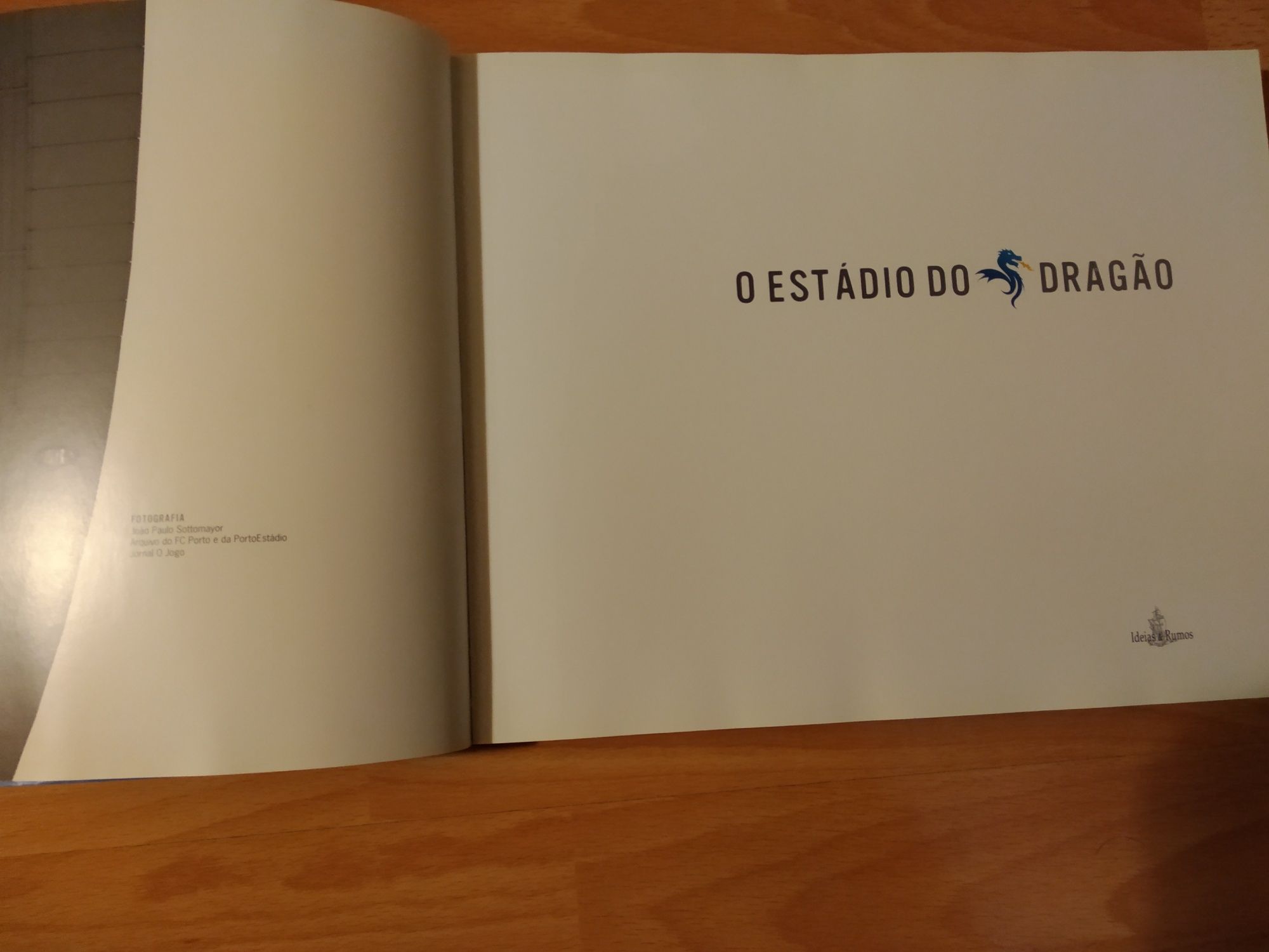Livro - Estádio do dragão