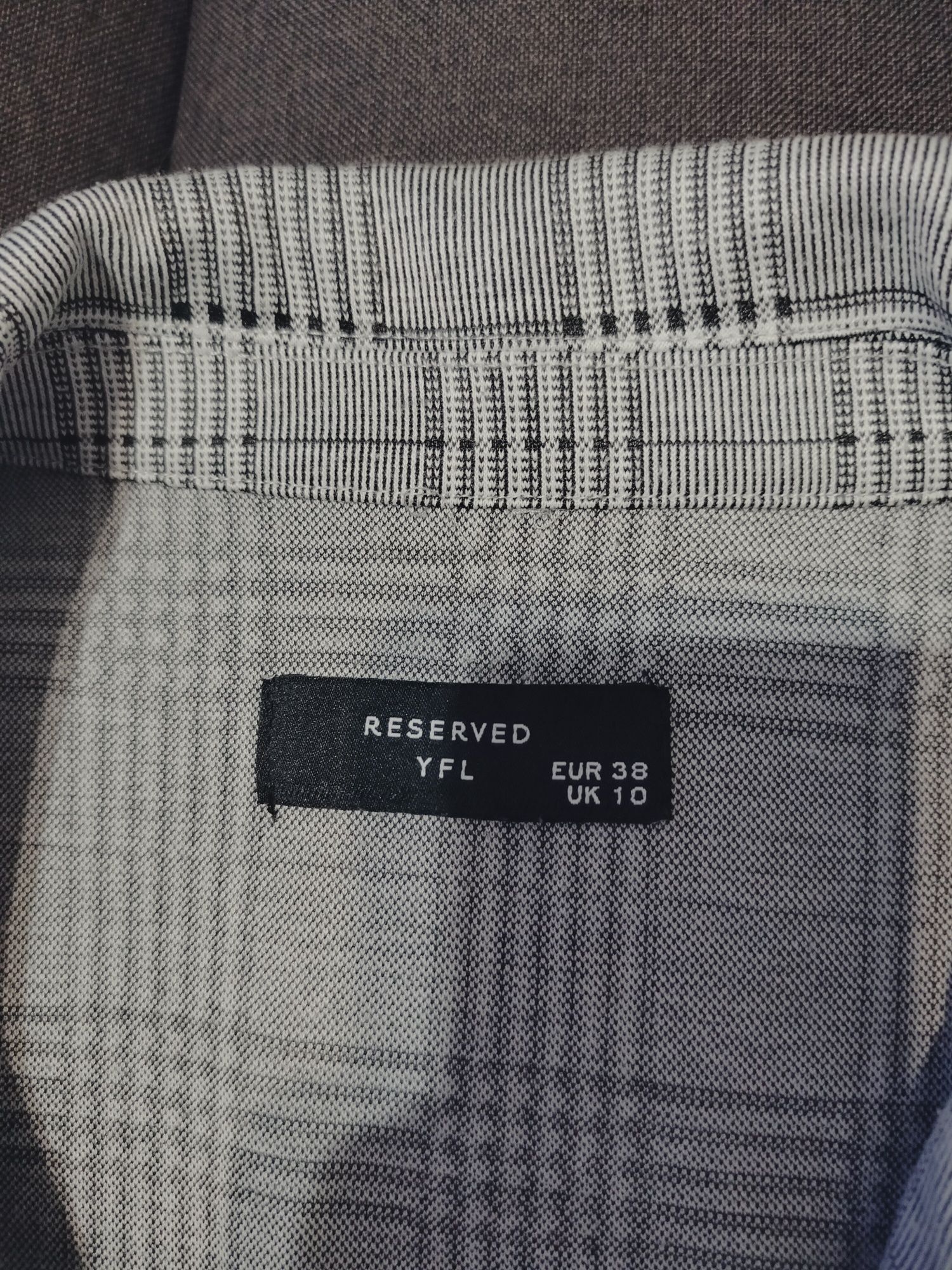 Żakiet Reserved w kratę