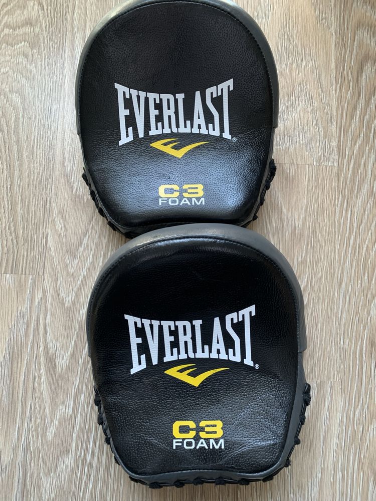 Лапы боксерские everlast