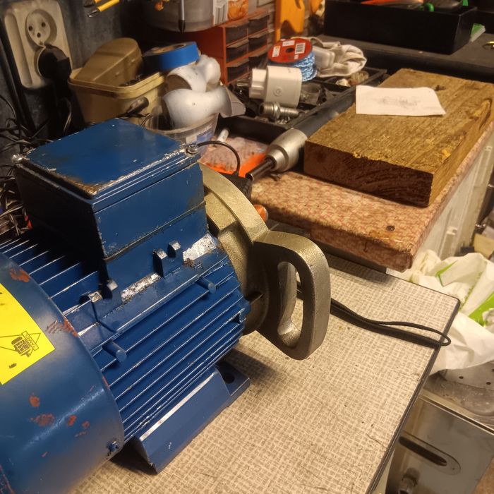 Silnik elektryczny 750W
