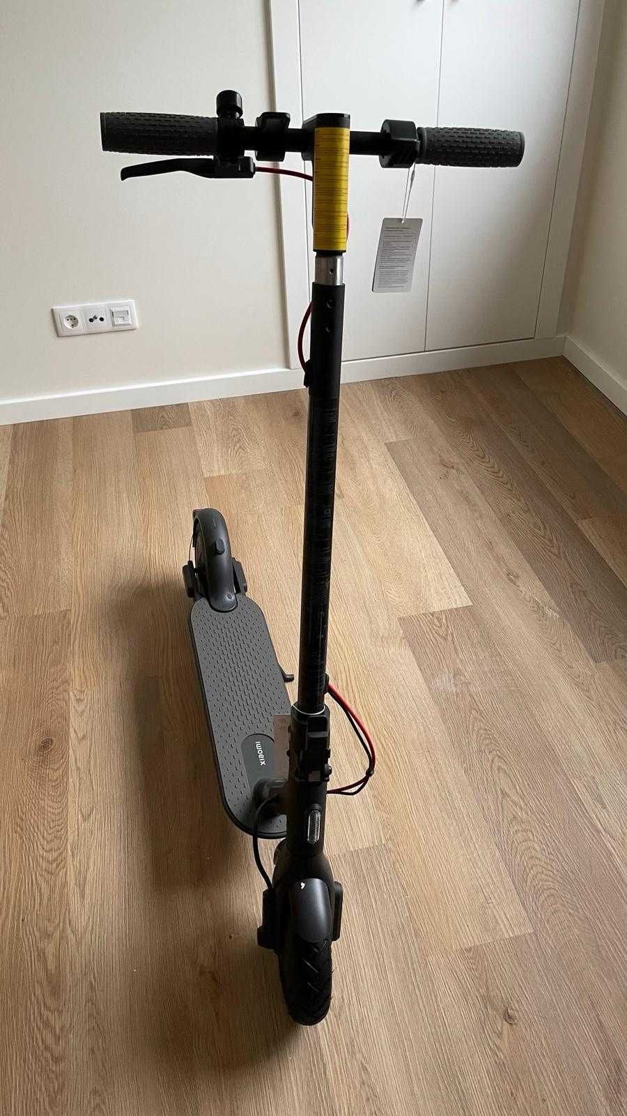 Xiaomi Electric Scooter 3 – Nova, Nunca Usada, na Caixa & com Garantia