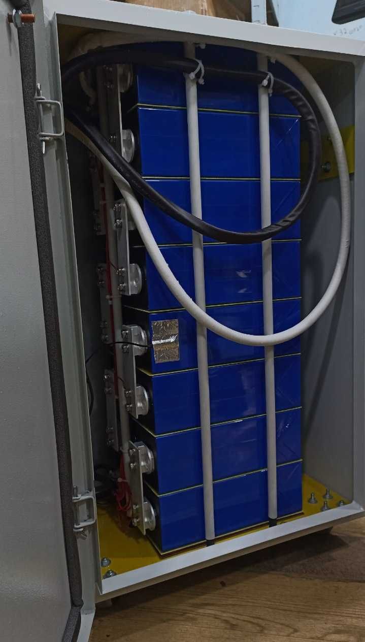 Продаємо та збираємо акумуляторні батареї Lifepo4 150AH 3,2 V 480WH