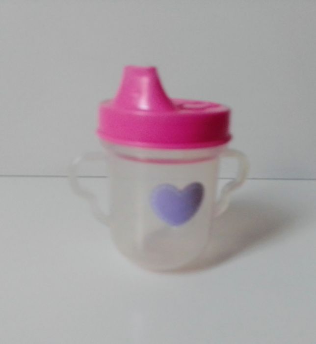 Peças para reposição e roupas Nenuco.