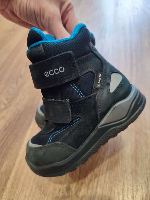 Детские зимние сапоги ecco 23
Детские зимние кожаные сапоги Ecco Urban