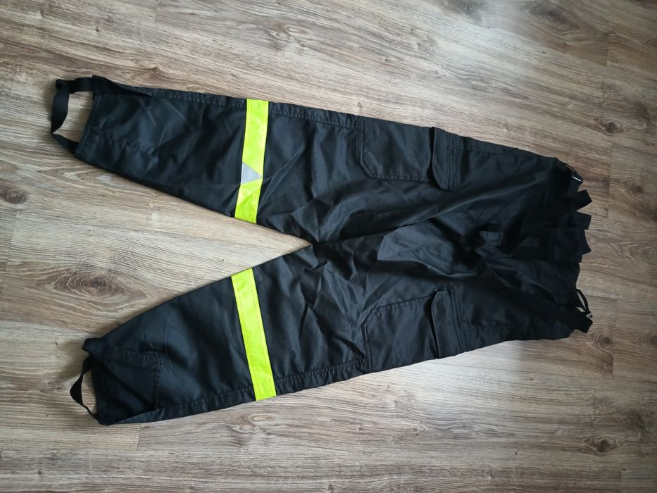 Spodnie ubrania koszarowego