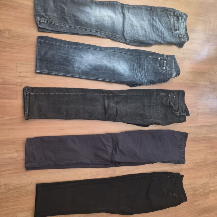 Spodnie jeansowe (rozm. 29-32)