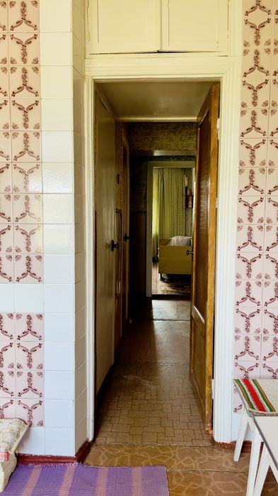 Продається трикімнатна квартира