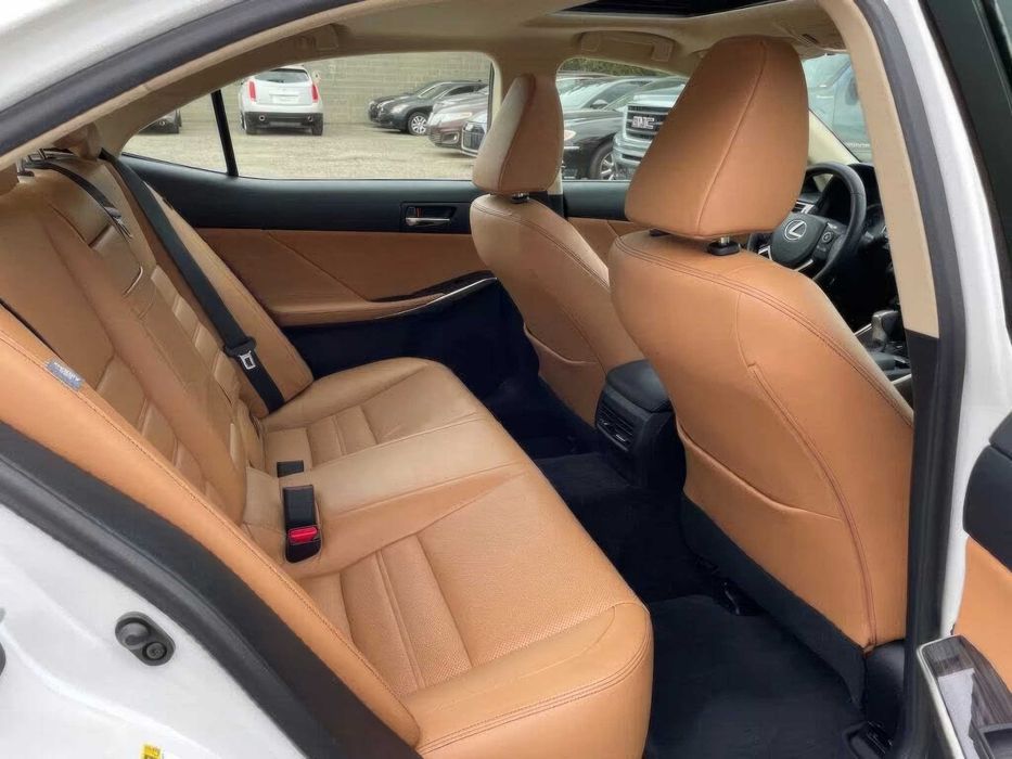 Lexus IS 350      2014