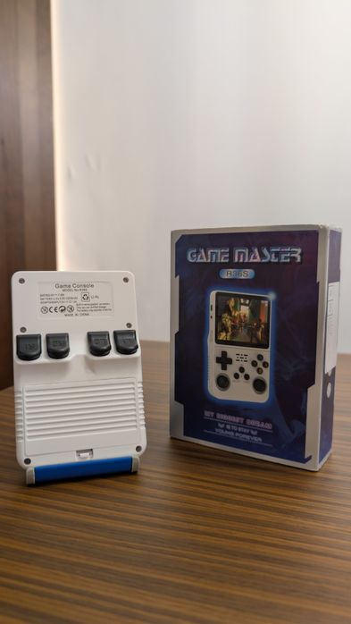 Consola retro da Game Master R36S