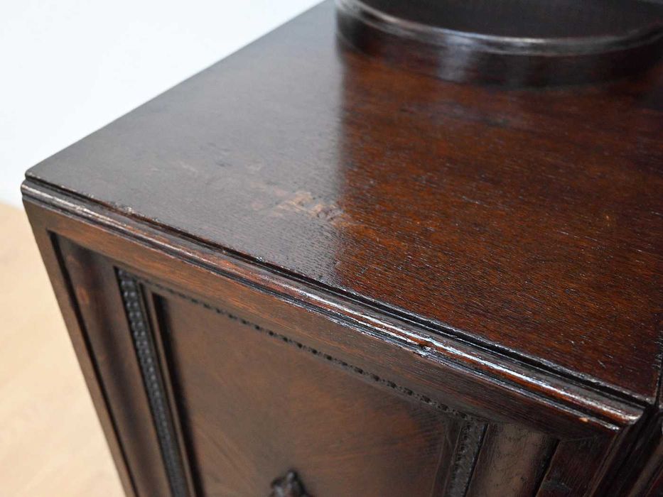 szafka komódka z około 1920 roku 082005