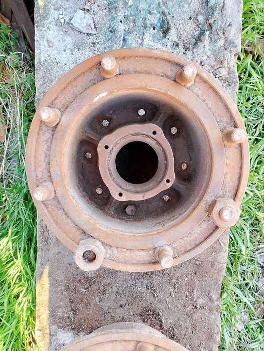 Ступиця ЗІЛ-130 Передня