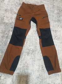 Spodnie Revolution Race Norwand Pants