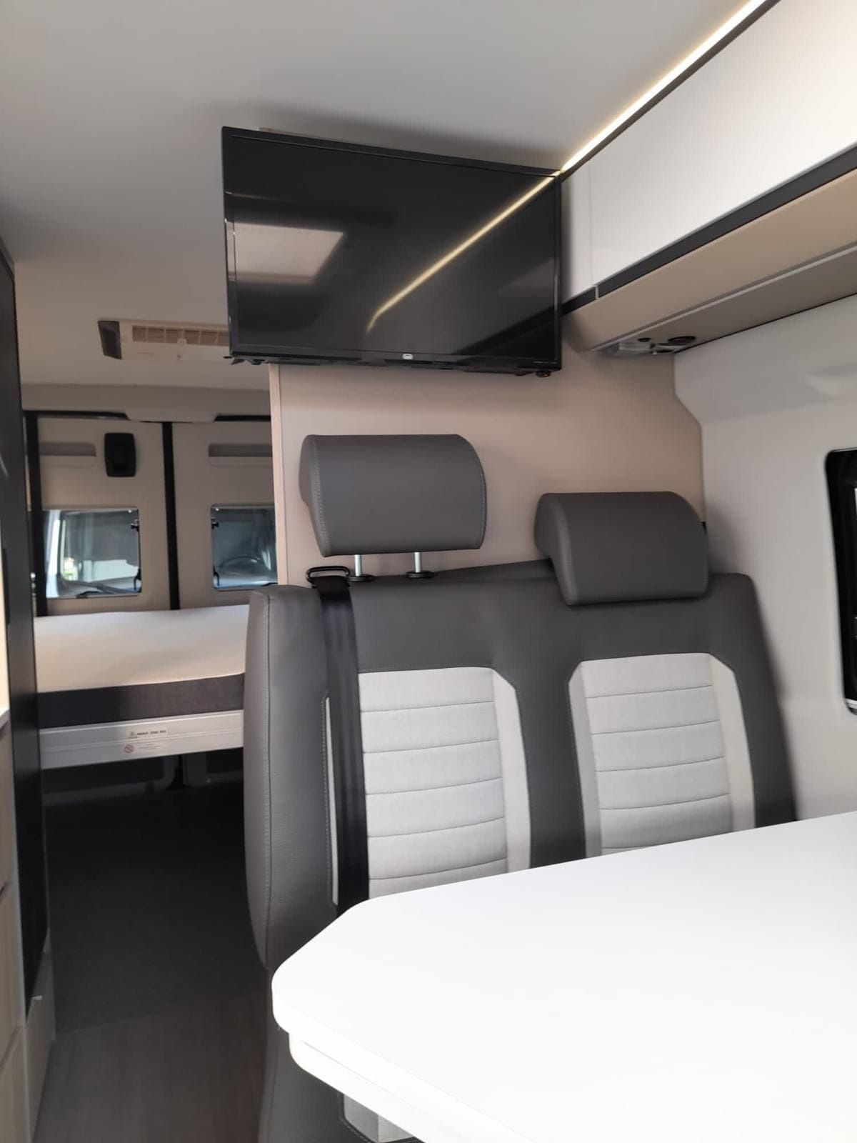 Adria Twin SGX 640 Plus
