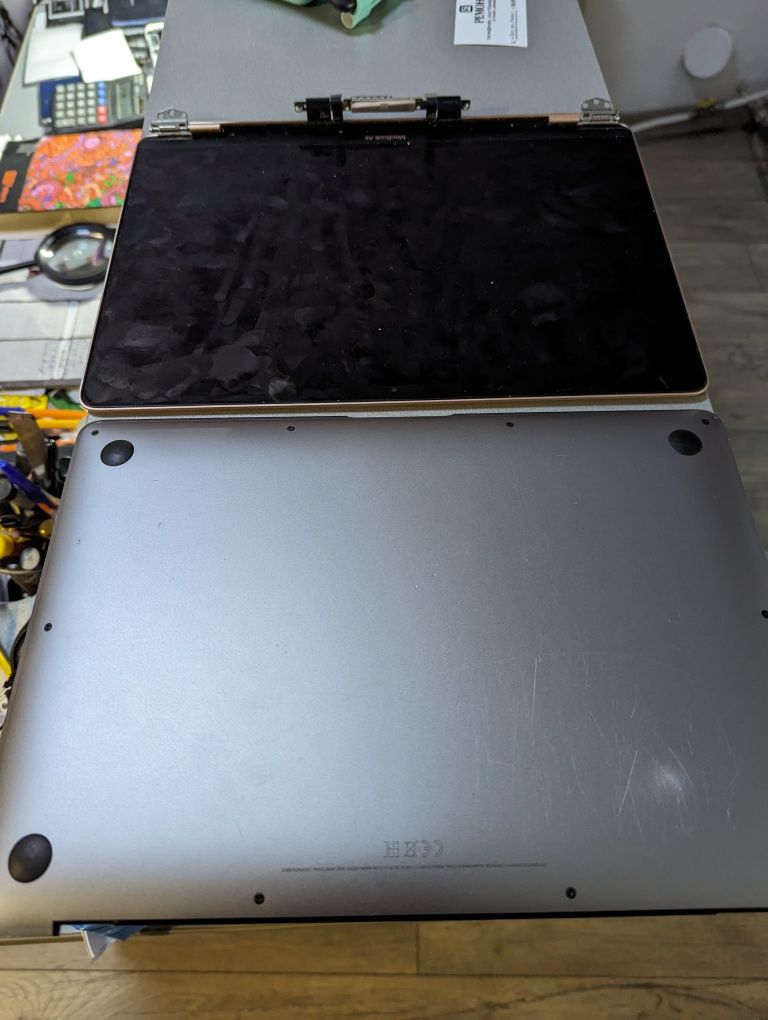 Apple MacBook A13 a2337 разборка