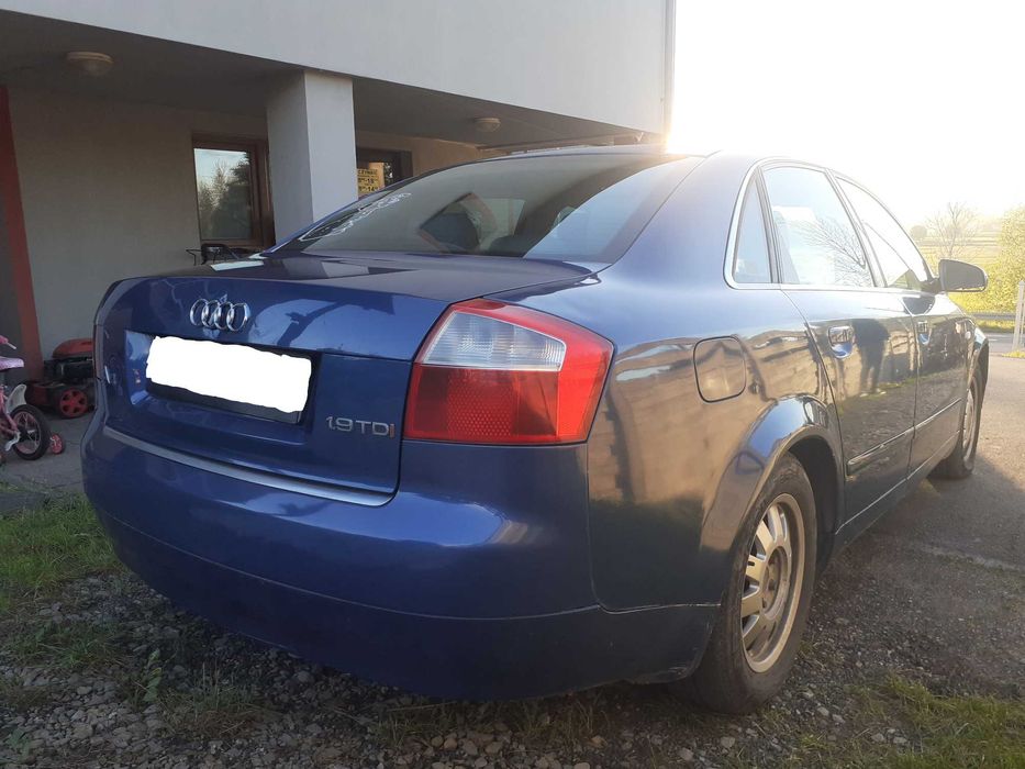 audi a4 b6 1,9 tdi 130km AWX silnik skrzynia reflektor xenon lampa