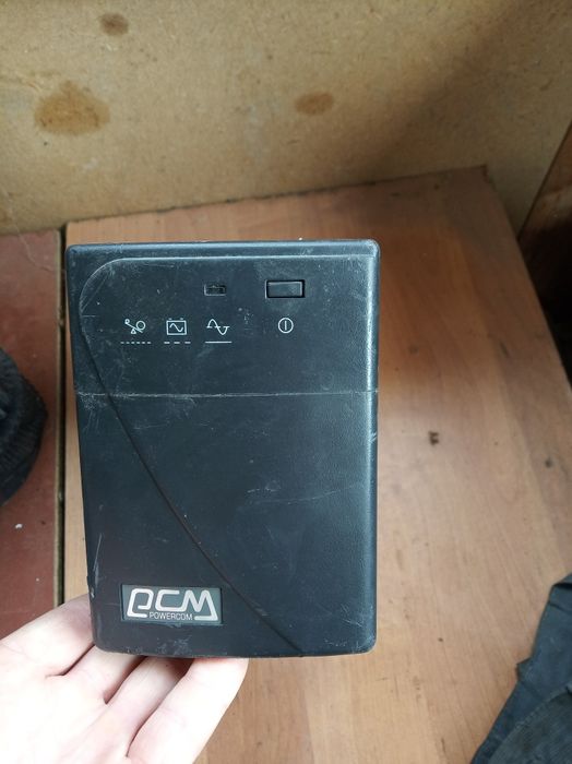 Електроний безперебойник прочая електроника