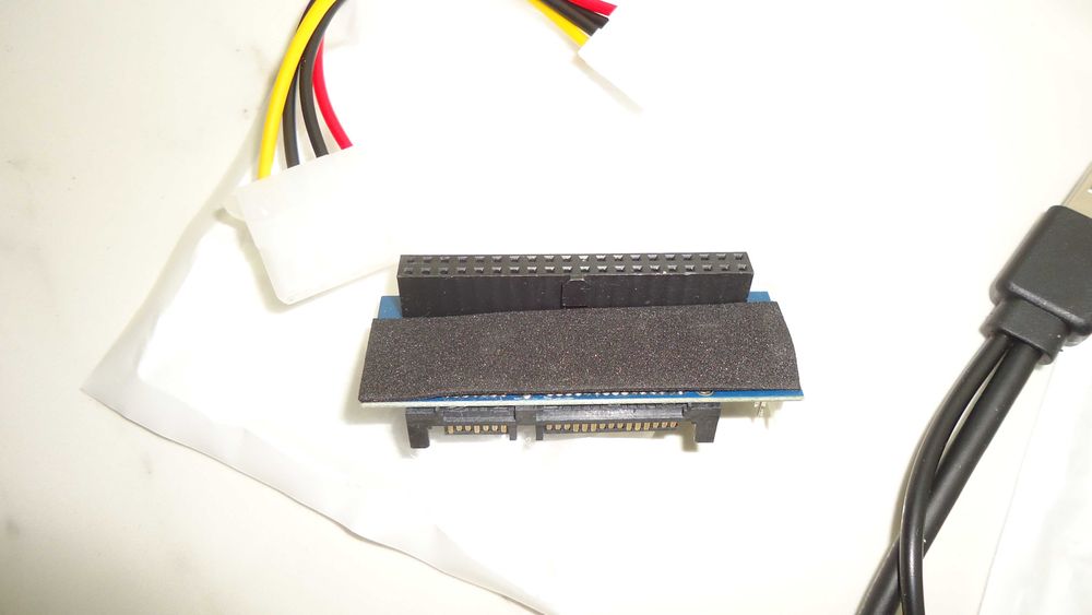 Набор разной электроники