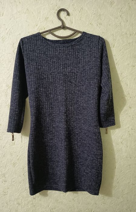 Продам три жіночі сукні