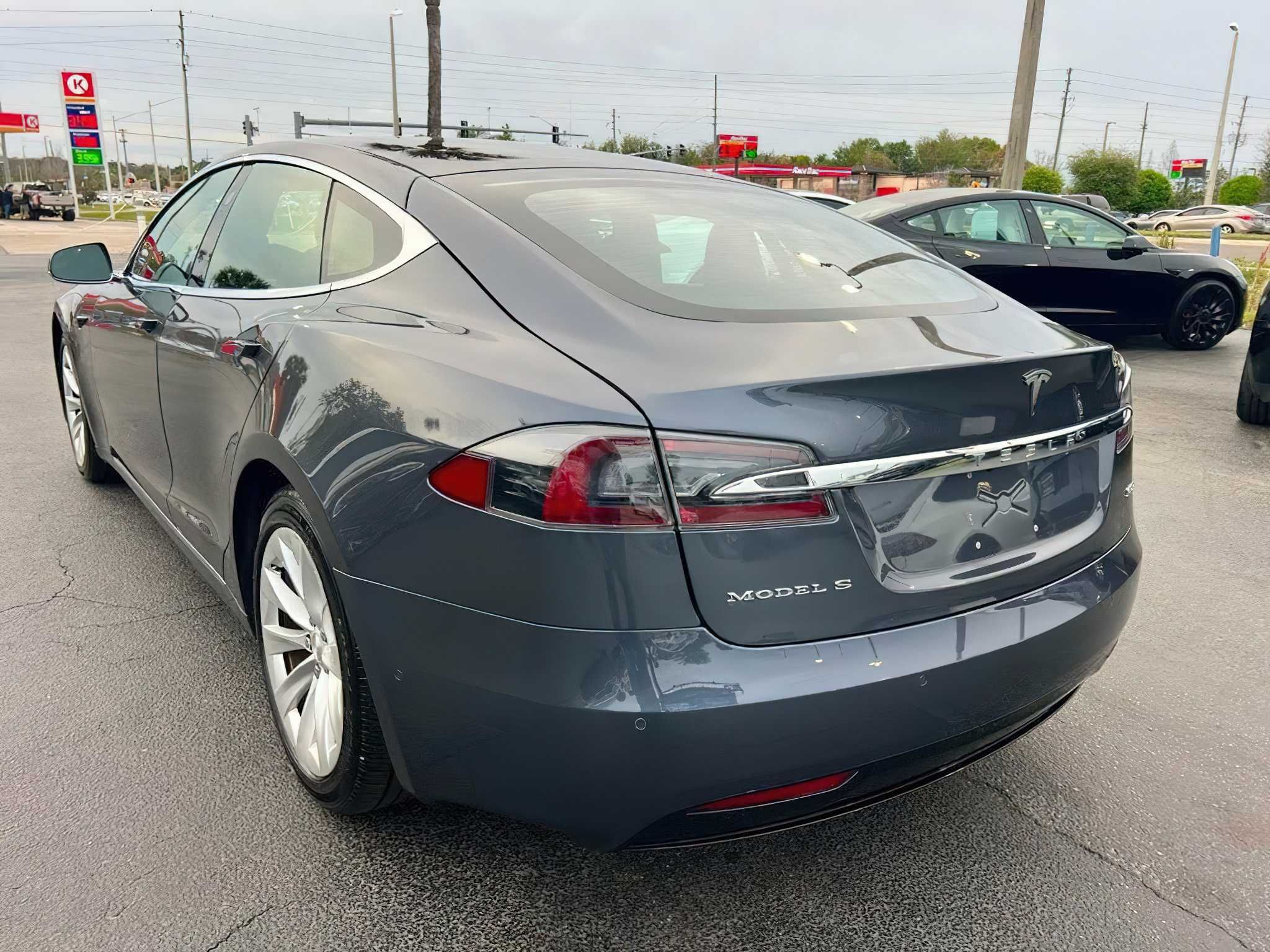 Tesla S 2019 100D