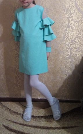 Платье на девочку 5-8 лет. 116-122