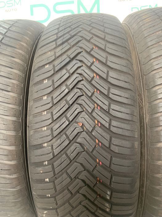 Склад шин б/в. 215/50 R17 Continental AllSeasonContact