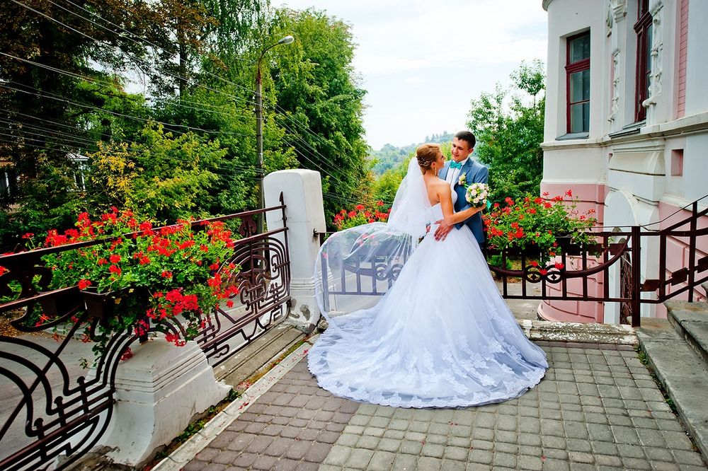 Весільна сукня в чудовому стані