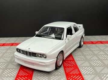 BMW M3 1987 1/36 prezent dla fana marki BMW seria 3 biały na prezent