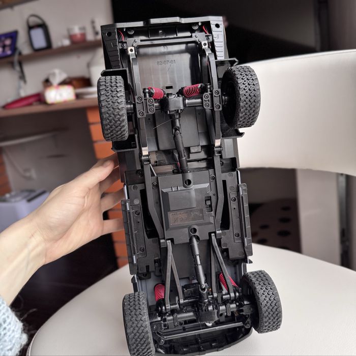 Land Cruiser 79 MN 82