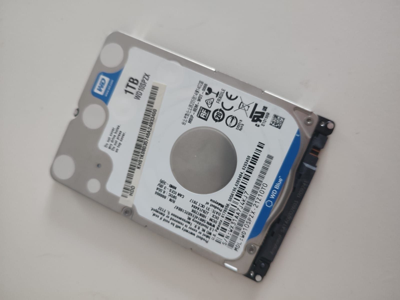 Dysk wewnętrzny  HDD o pojemności 1 TB używany