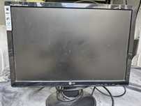 Monitor LG sprawny