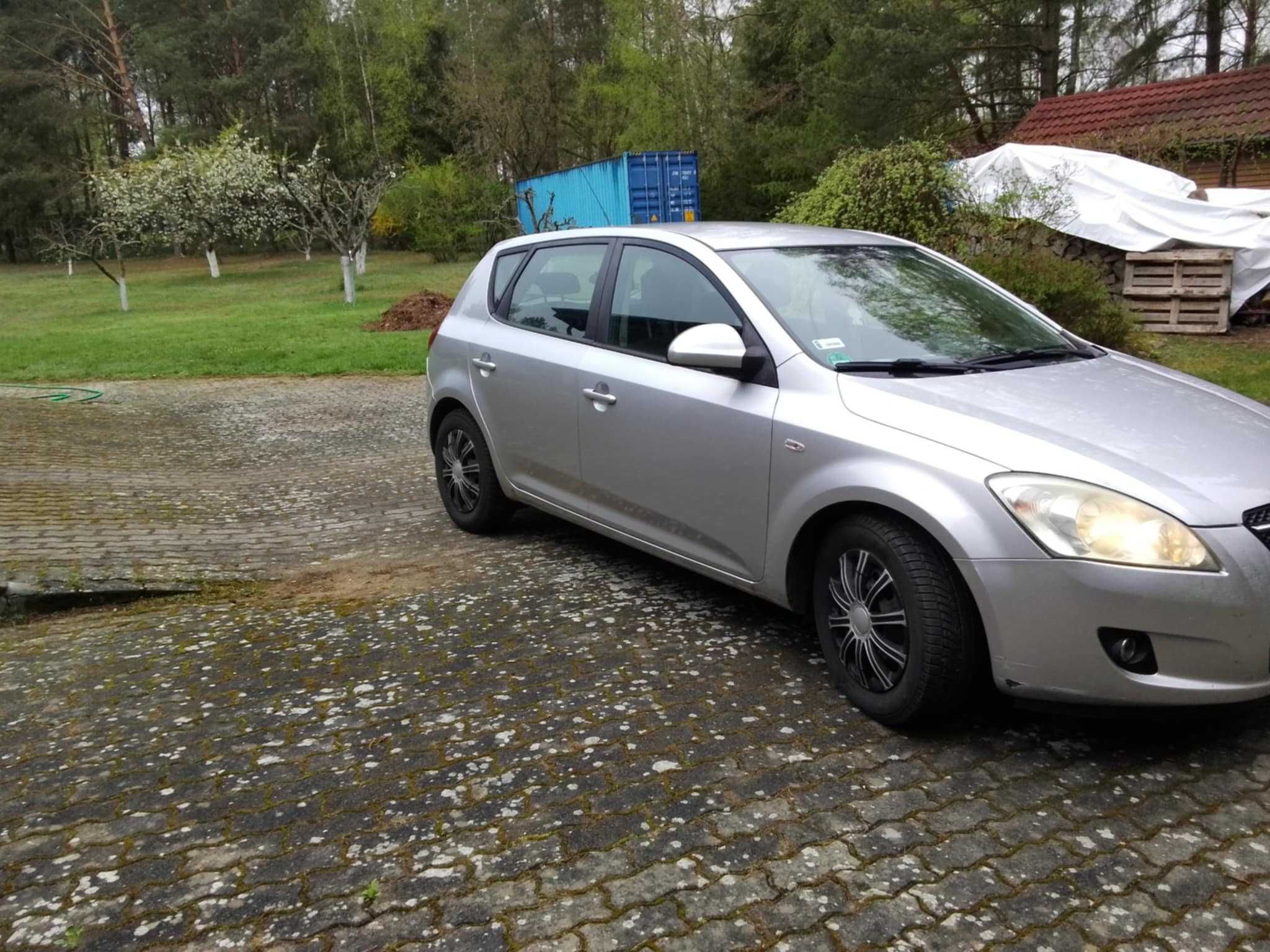Kia cee'd 2008 1.6 crdi