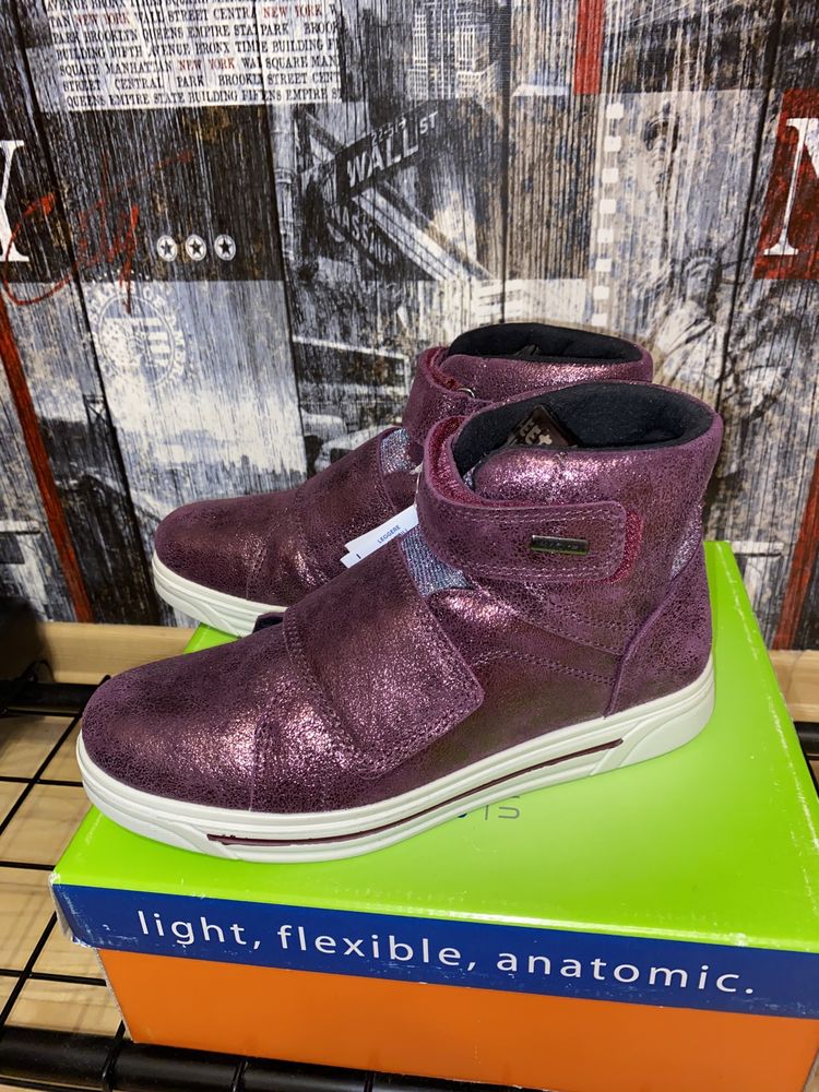 Новые зимние ботинки для девочки, фирма Imac, 35 размер