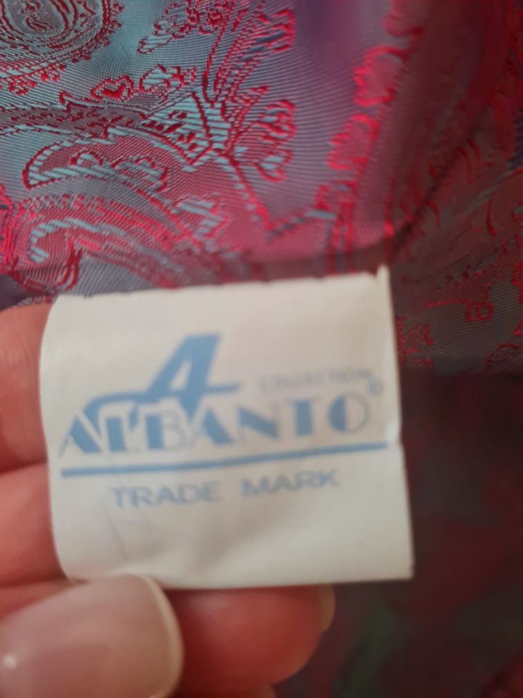 Пальто  красиве та якісне
