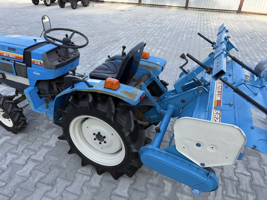 Японський трактор Mitsubishi MT1601