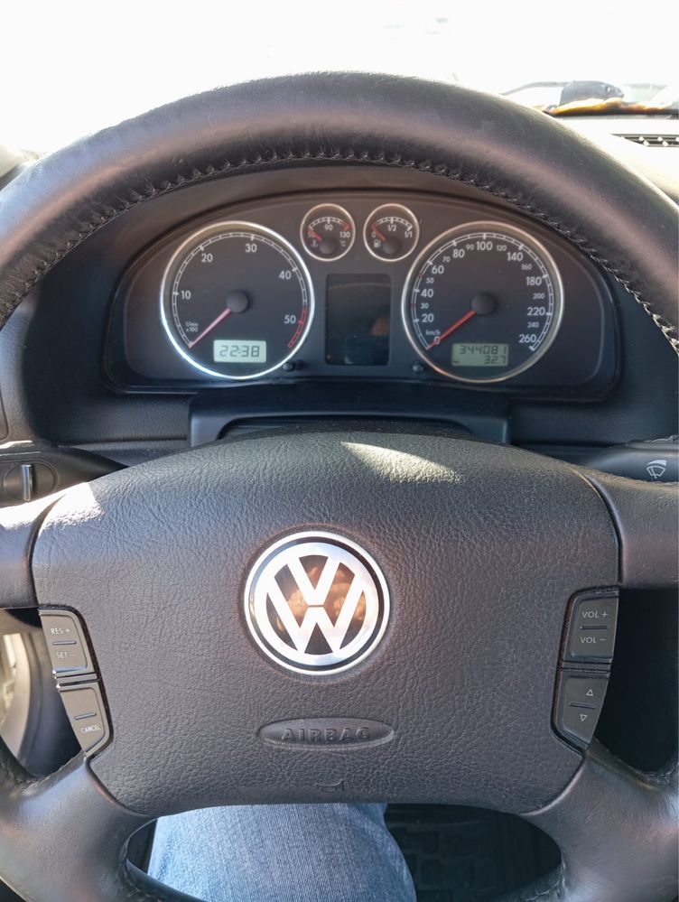 Vw passat 1.9 tdi. 130 cv
