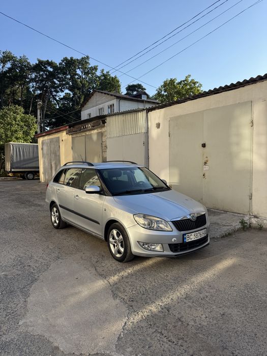 Оренда skoda fabia 2010 р 1.6 дизель