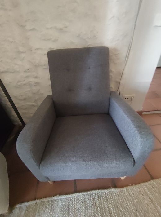 Poltrona cinzenta