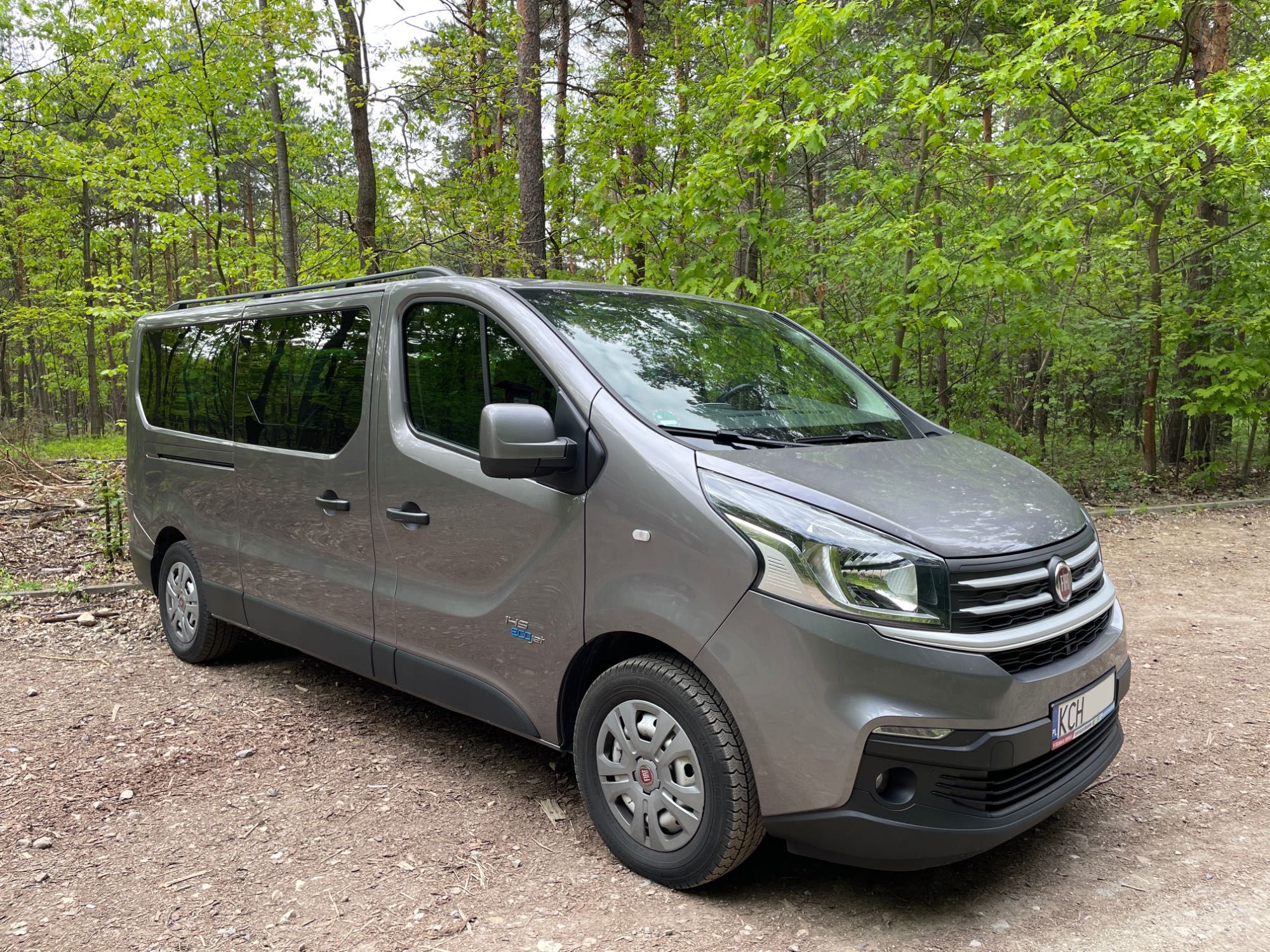 Wynajem busa 9 osobowego Talento wakacje WOLNE terminy Chorwacja
