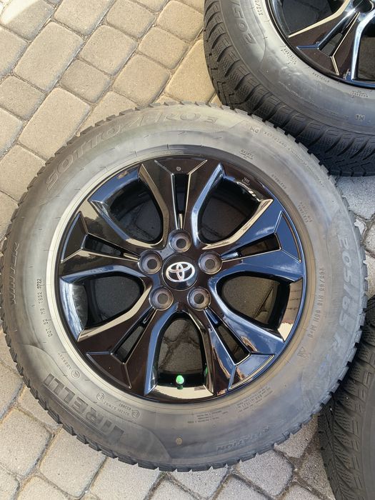 Koła zimowe alufelgi Toyota Yaris Cross 16 cali 5x114,3